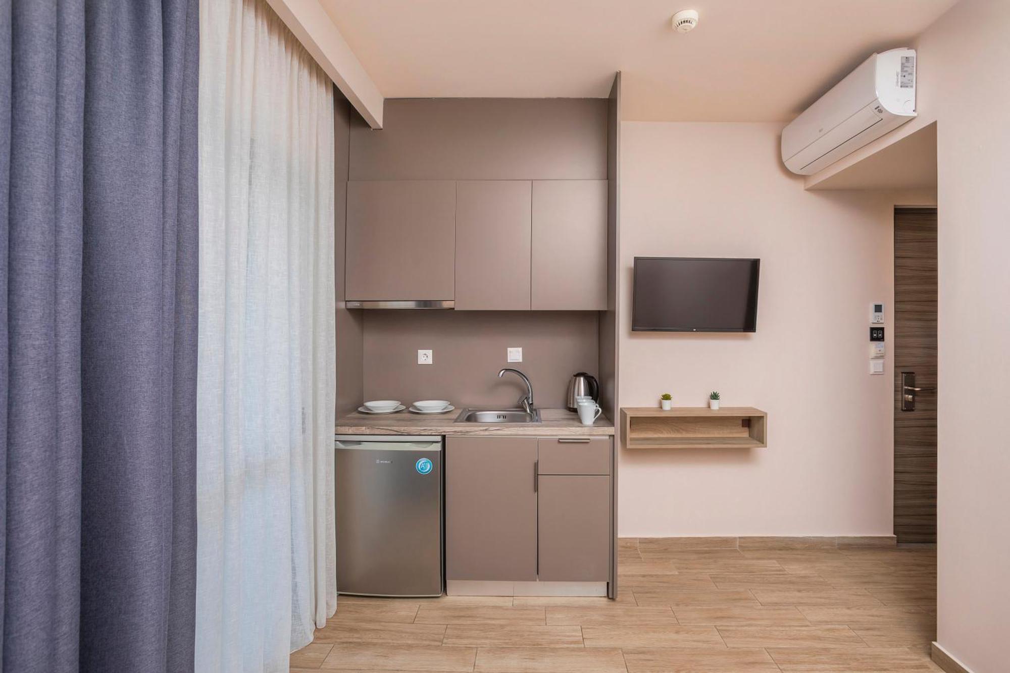 Vozina Aparthotel *